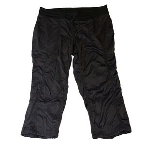 New NWT The North Face Women's Black Aphrodite 2.0 2XL Capri Pants Elastic Waist